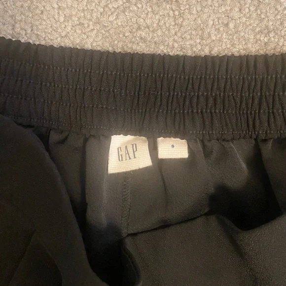 GAP Women's Black Trousers - Picture 3 of 4